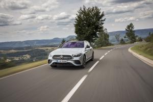 Mercedes-Benz E300 de 4Matic AMG Line Estate 2020 года  (WW)
